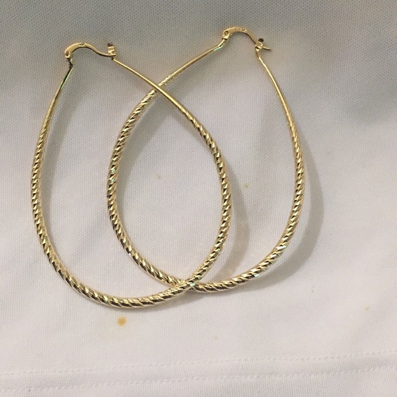 Nice earrings - Picture 5 of 8